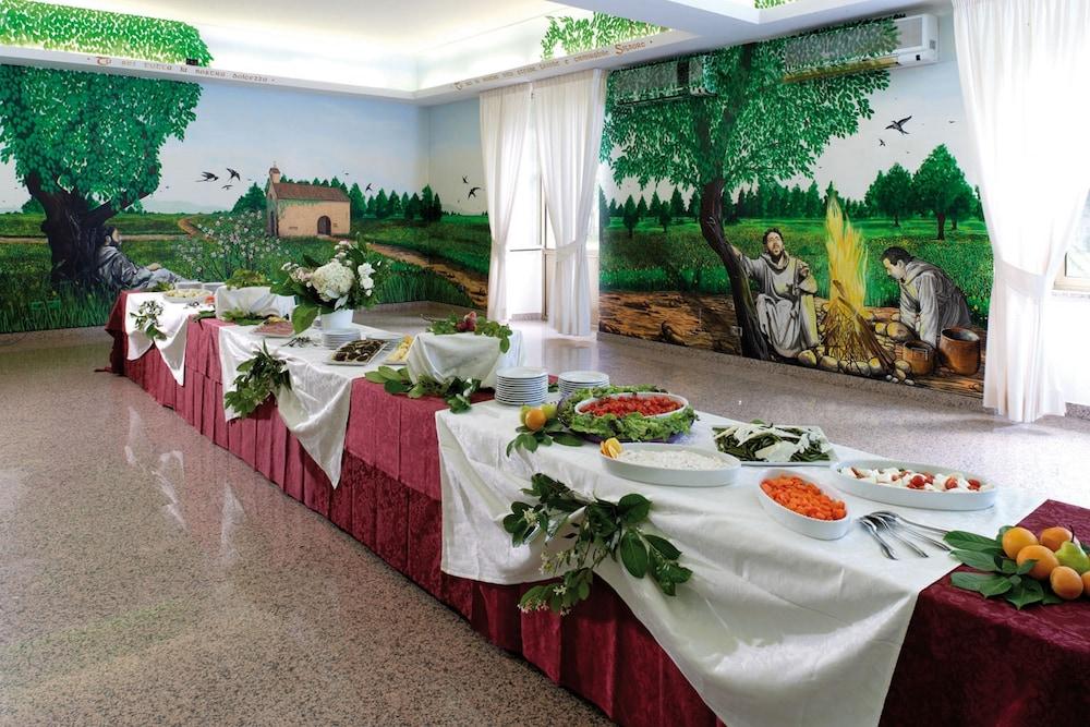 Domus Pacis 3* Asís