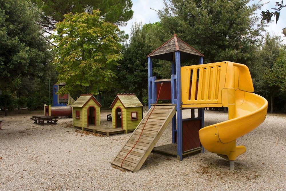 Hotel Domus Pacis