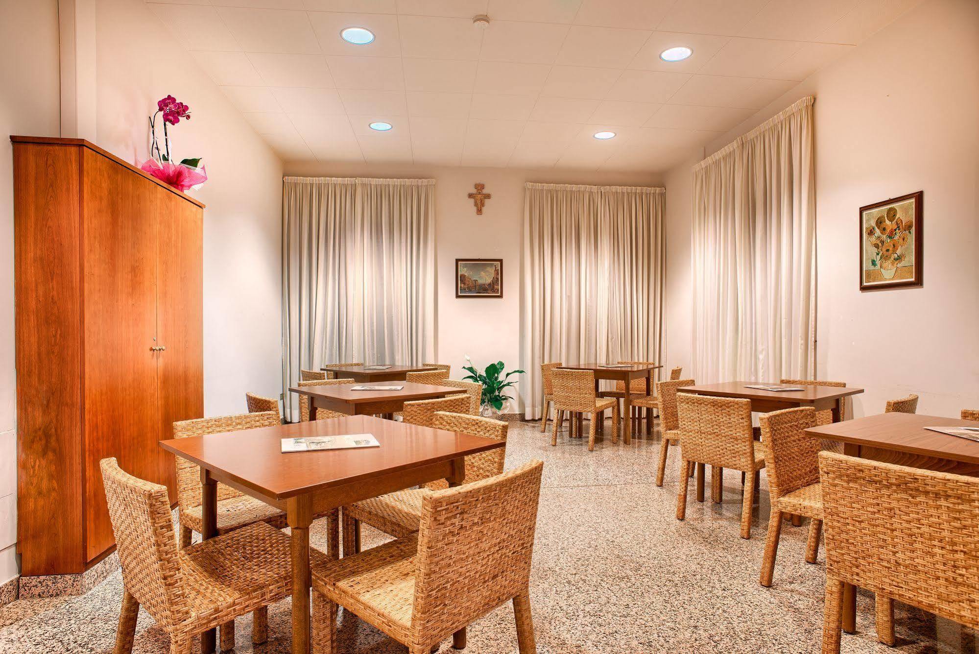 Hotel Domus Pacis Assisi