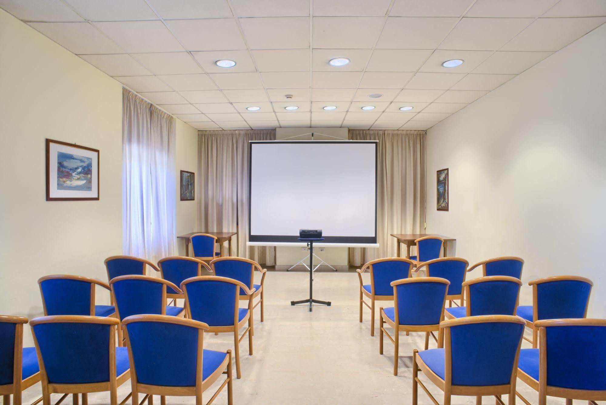 Hotel Domus Pacis